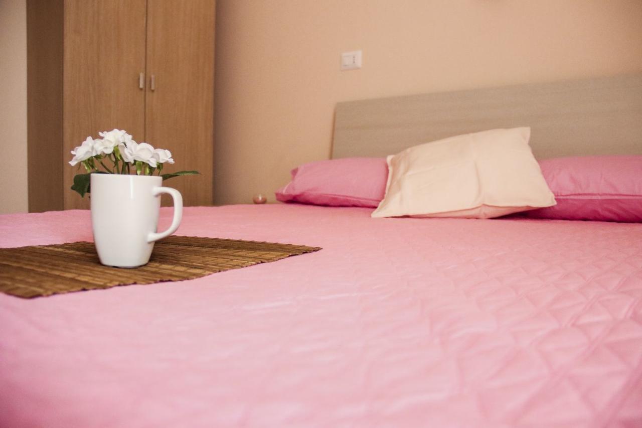 B&B Residenza Alba เนเปิลส์ ภายนอก รูปภาพ