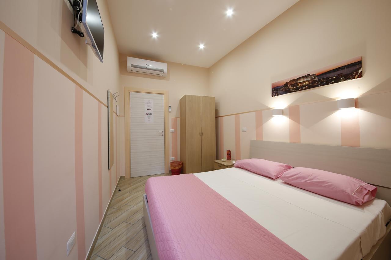B&B Residenza Alba เนเปิลส์ ภายนอก รูปภาพ